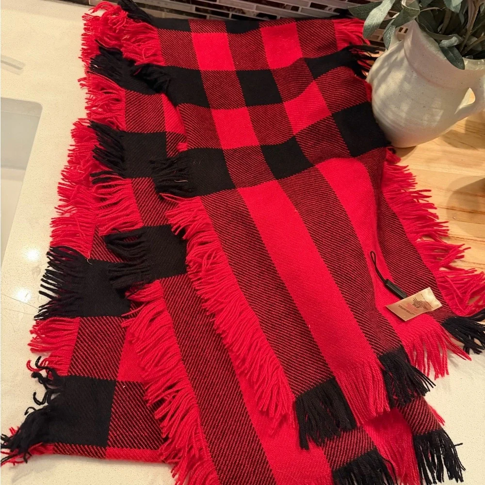 Burberry elegant throw